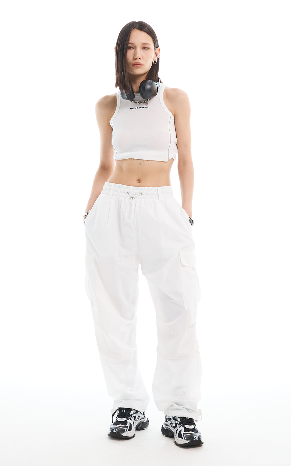 REFLECTIVE PIPING CROP TOP_WHITE